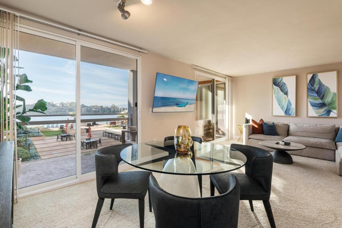 The Citrine - Water View Large 2br Marina Apartment